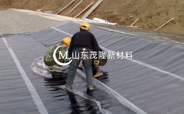 《京沈客專(zhuān)京冀段十四標(biāo)》模板布、防水板施工