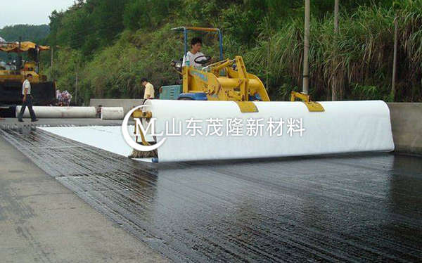 《高密市政道路》土工布、聚酯玻纖布施工