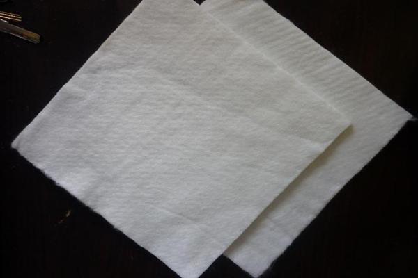 土工布能否抵御日曬對(duì)其產(chǎn)生的影響？  第2張