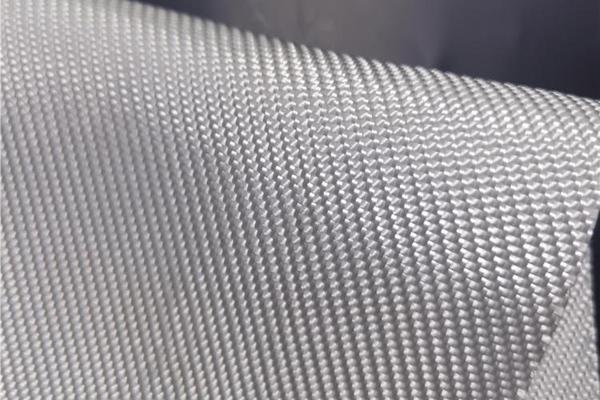 高強加筋土工布的優(yōu)點有哪些  第1張