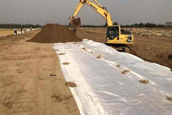 高強(qiáng)加筋土工布應(yīng)該怎么布置  第1張