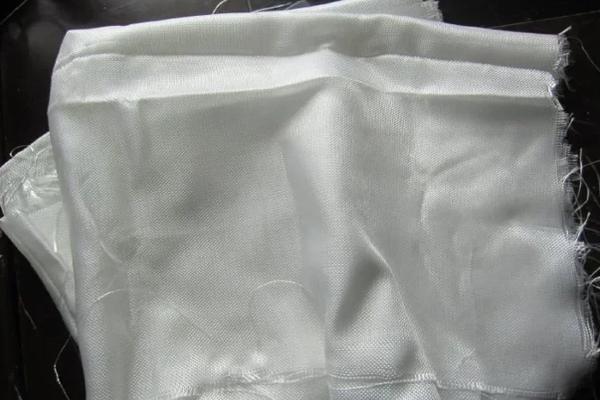 高強(qiáng)加筋土工布的特性有哪些  第3張