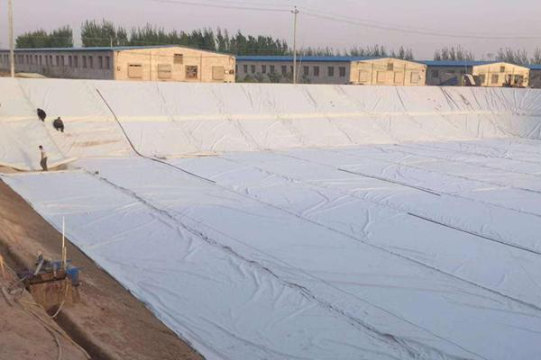 土工布上下層錯(cuò)峰間距的設(shè)定  第1張